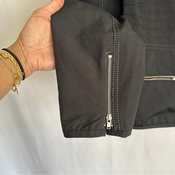 Vintage 90s Chico’s Women's Black Full Zipper Jacket with Mock High Neck sz M - Picture 4 of 12